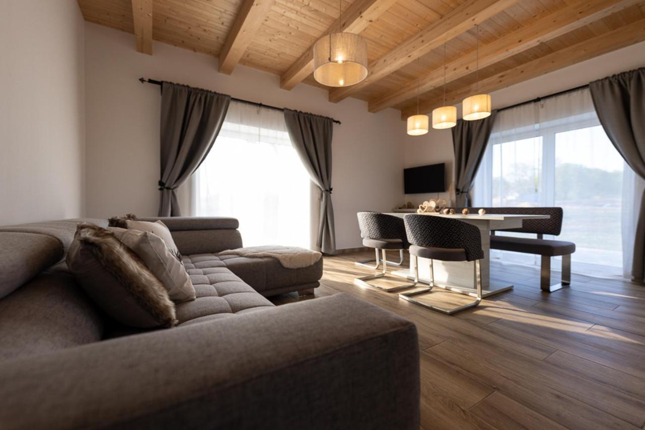 Arkade Apartment *